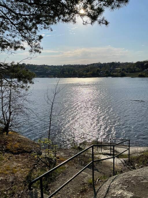 Appartamento Leilighet Ved Sjoen Med Strand Porsgrunn Esterno foto