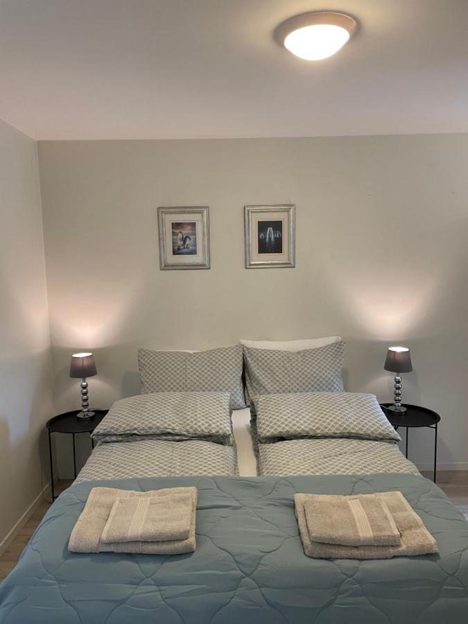 Appartamento Leilighet Ved Sjoen Med Strand Porsgrunn Esterno foto