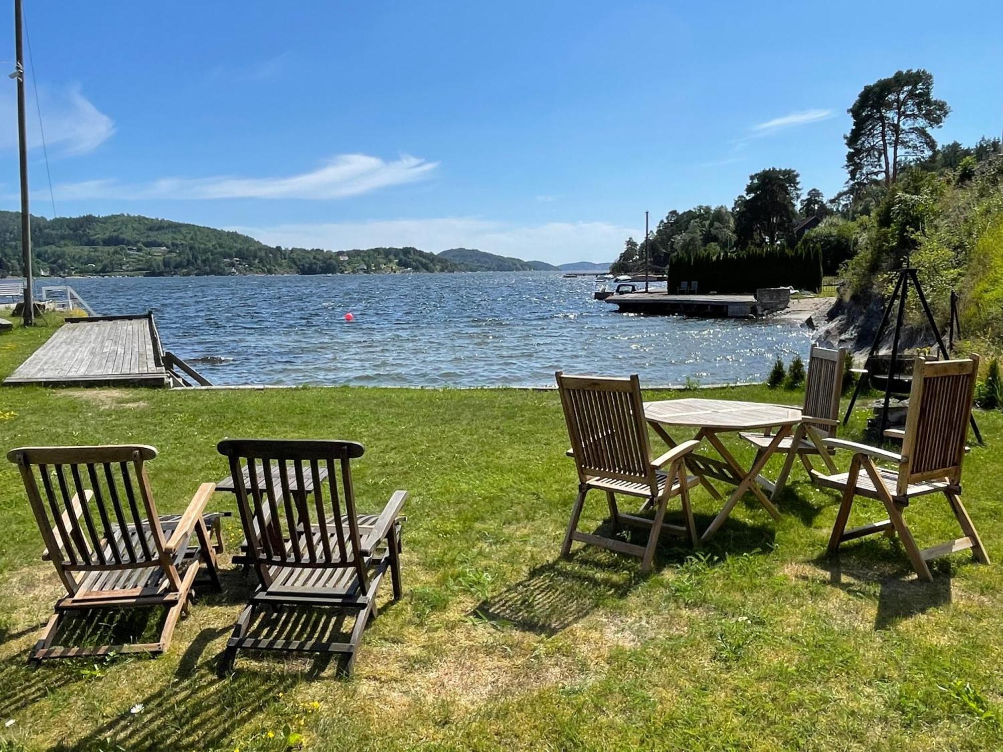 Appartamento Leilighet Ved Sjoen Med Strand Porsgrunn Esterno foto
